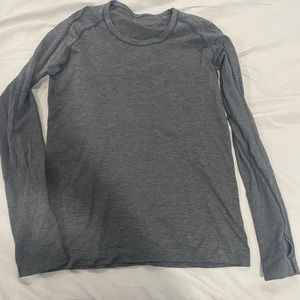 Lululemon Grey swiftly tech long sleeve size 8